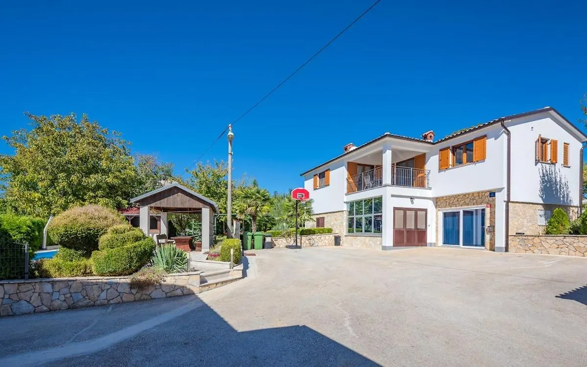 Villa Semy Pazin 0*,